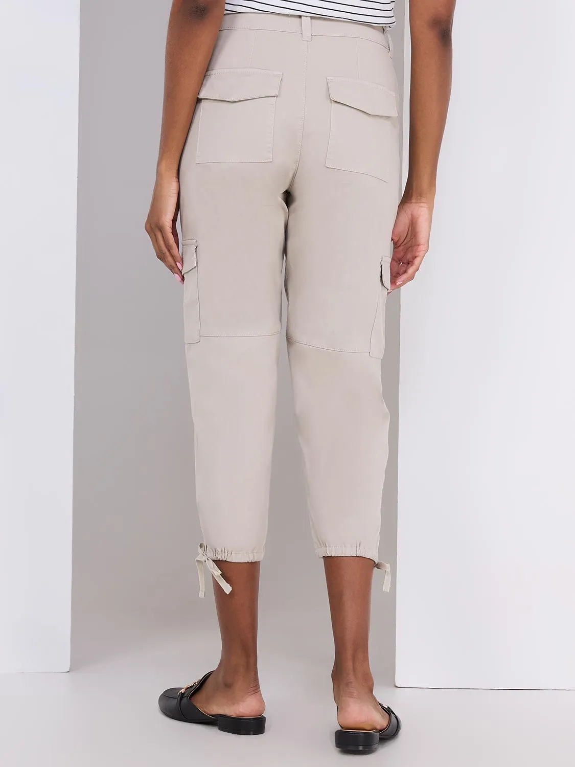 Drawstring Twill Capri Pants