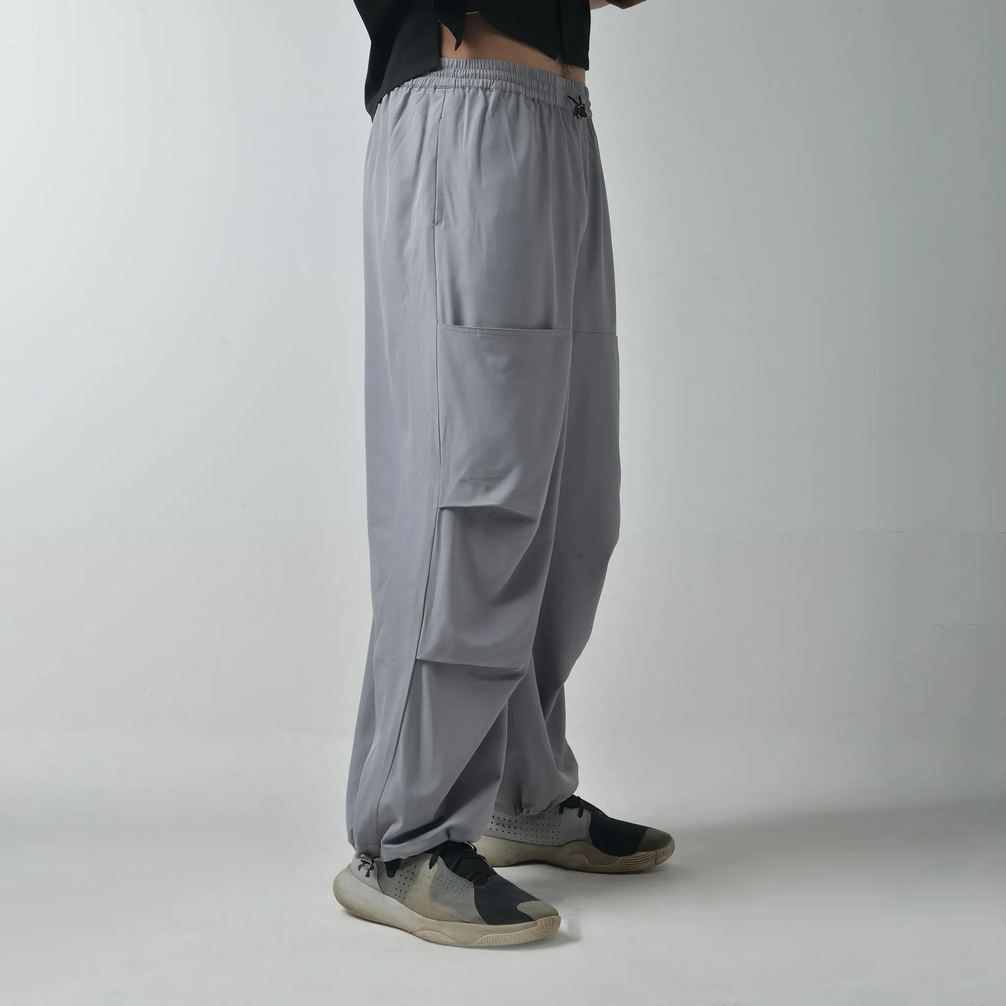 Mens Grey Air Toji Parachute Pants - Lightweight, Stylish Cargo Trousers for Ultimate Comfort and Versatility