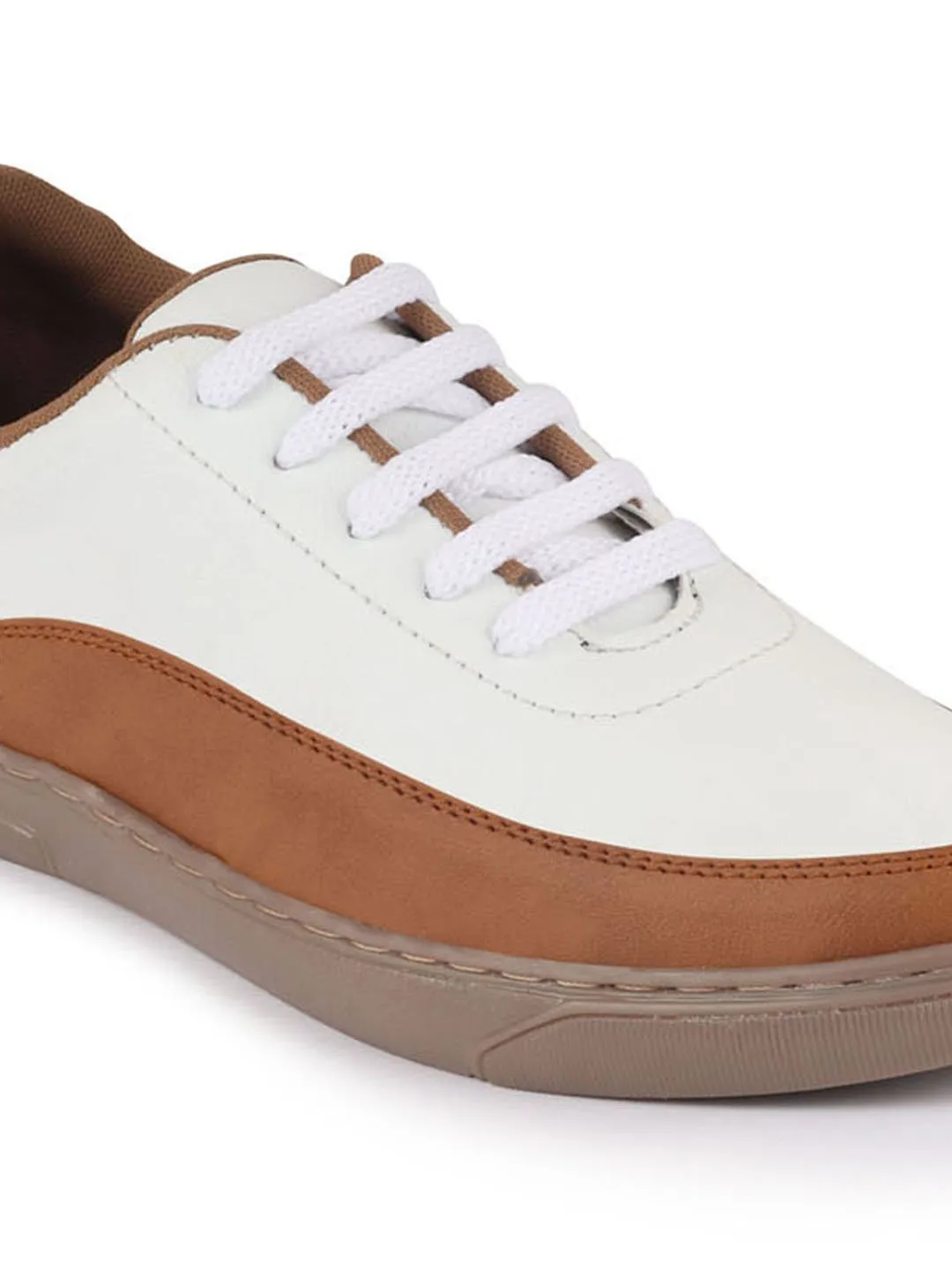 Men White/Tan Lace Up Colorblocked Sneakers