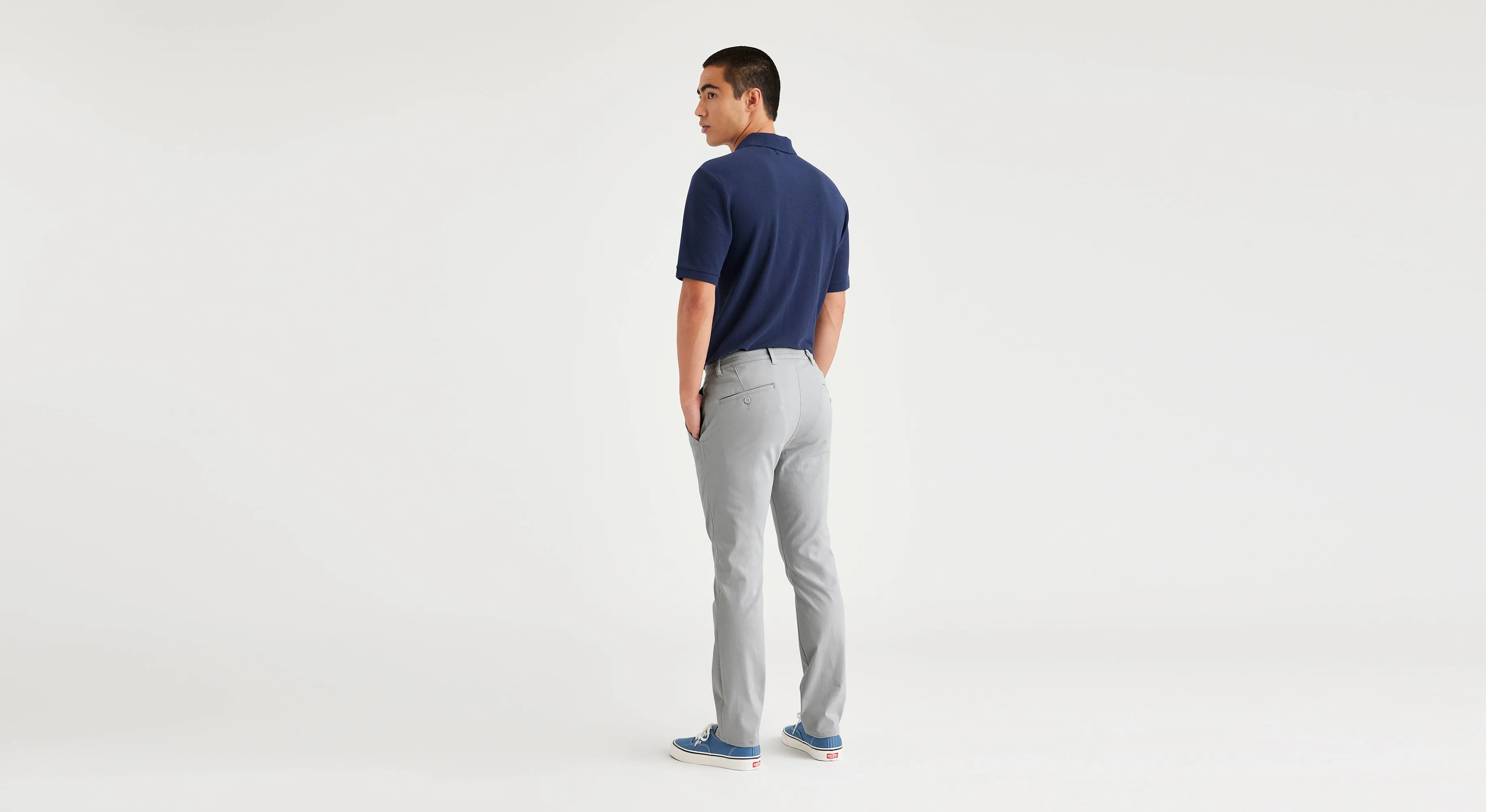 Men's Skinny Fit Supreme Flex Alpha Khaki Pants