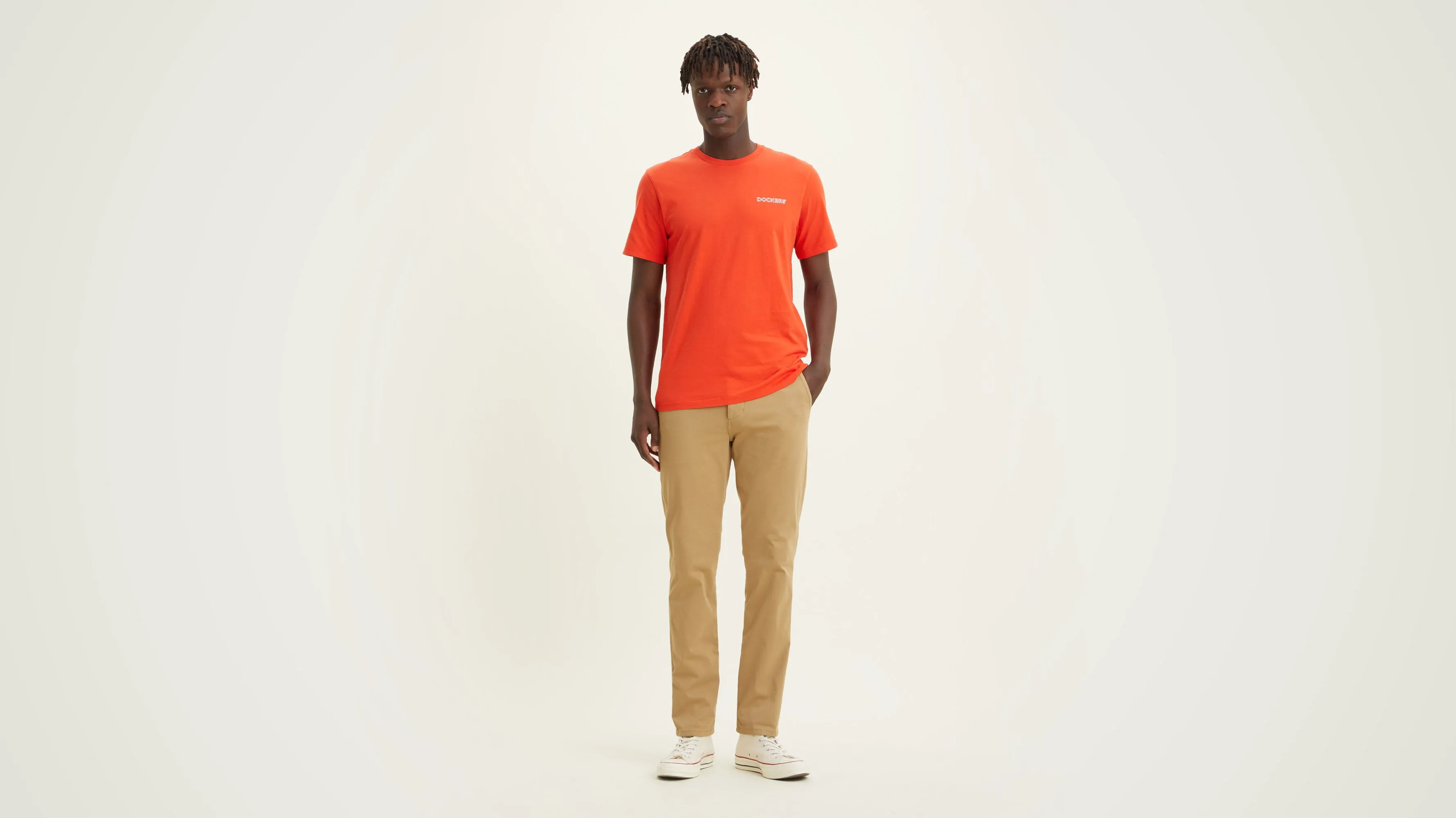 Men's Slim Fit Supreme Flex Alpha Khaki Pants