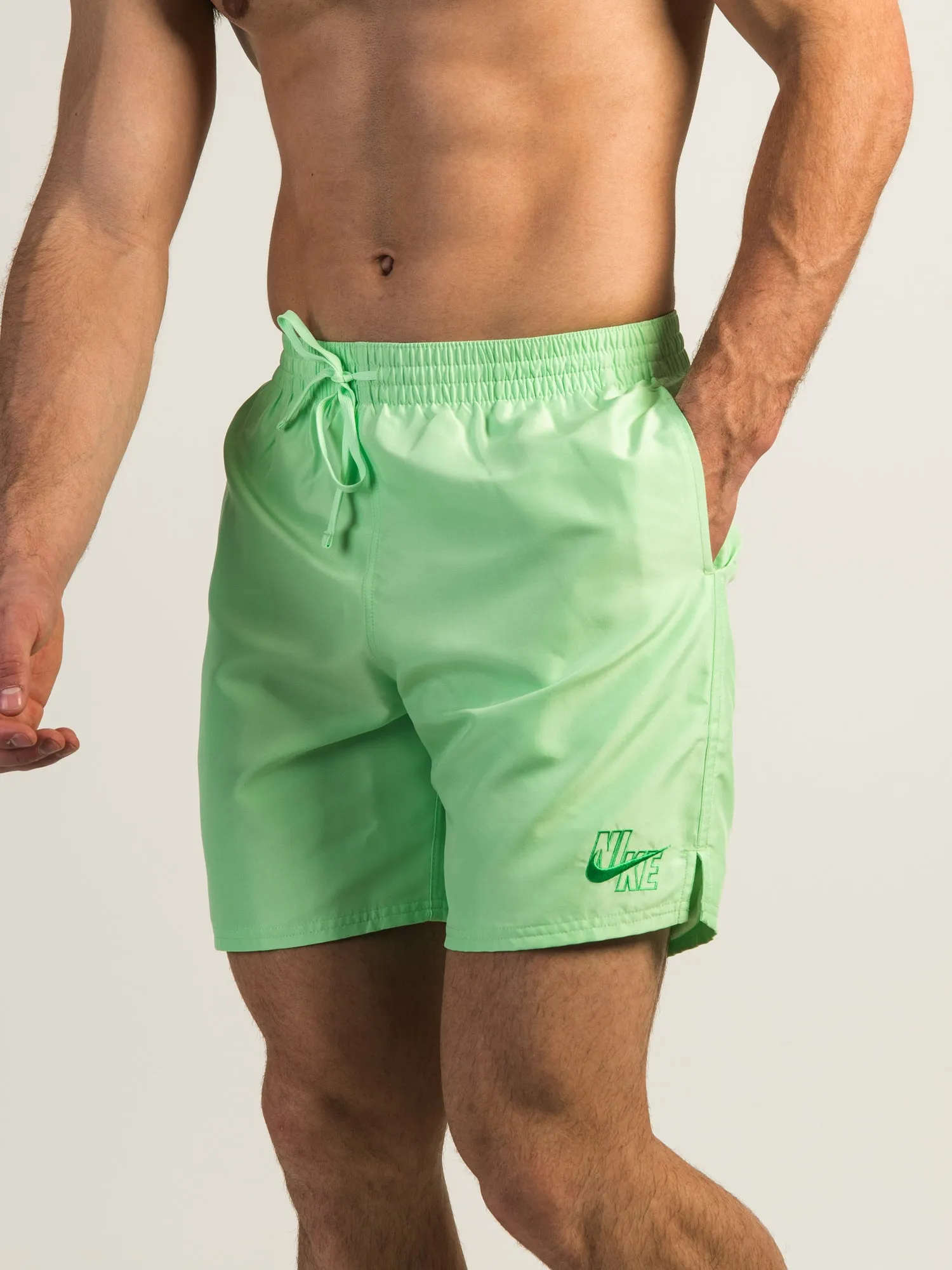 NIKE ESSENTIAL LAP 7 VOLLEY SHORT