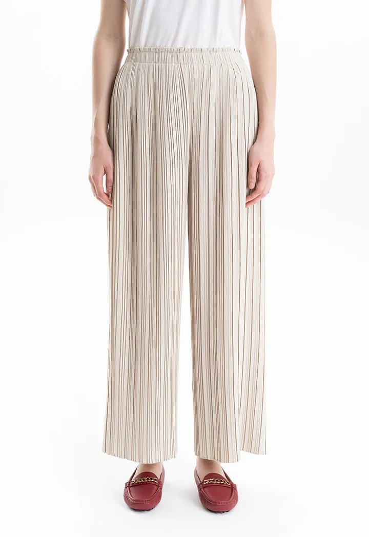 Pleated Wide Leg Solid Trouser