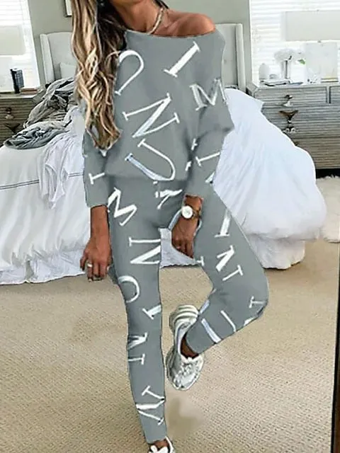 Women's Stylish Black and White Letter Print Lounge Set with Crew Neck Top and Slim Pants